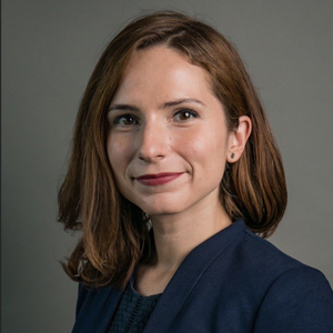 Cristina Banahan Headshot