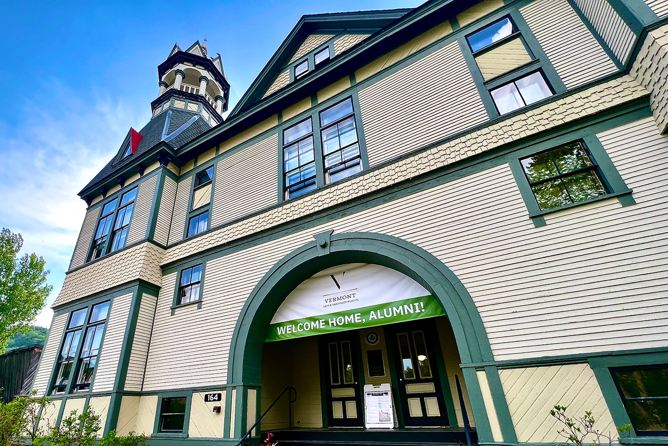 Debevoise Hall During Alumni Weekend